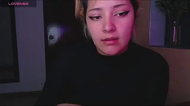 Snapshot of Hinako0Satorii_ chatting on March 13, 2:38 am Hinako0Satorii online show from March 13, 2:38 am