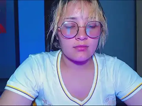 Snapshot of Hinako0Satorii_ chatting on March 22, 2:05 am Hinako0Satorii online show from March 22, 2:05 am