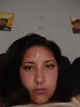 Snapshot of Hinako0Satorii_ chatting on February 23, 4:21 am Hinako0Satorii online show from February 23, 4:21 am