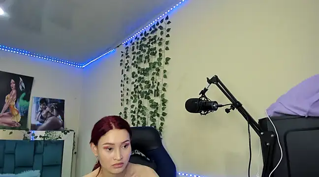 naomy hot 777 online show from February 15, 11:36 pm
