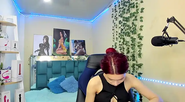 naomy hot 777 online show from March 19, 8:00 pm