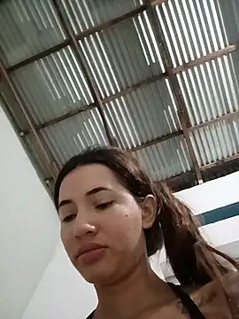 Snapshot of -Nicol chatting on December 5, 10:02 am -Nicol online show from December 5, 10:02 am