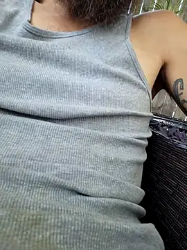 Snapshot of SUCKMEDEEP69 chatting on October 15, 1:44 pm SUCKMEDEEP69 online show from October 15, 1:44 pm