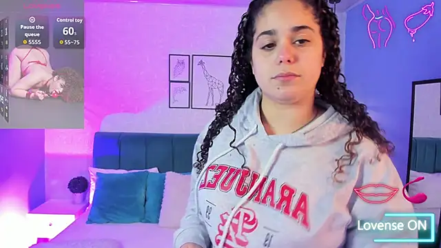 ninna curly online show from September 15, 4:23 am