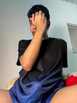 Santiago-Thompson online show from December 14, 8:57 pm