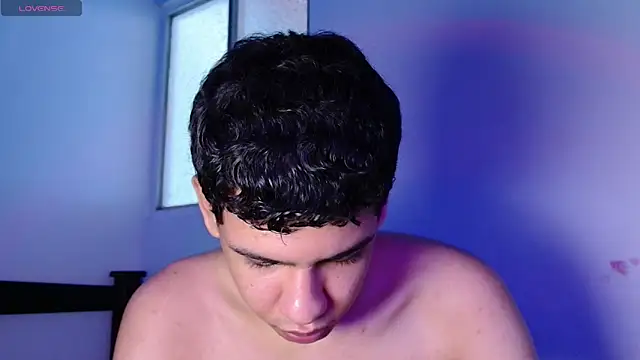 Santiago-Thompson online show from February 19, 7:43 pm