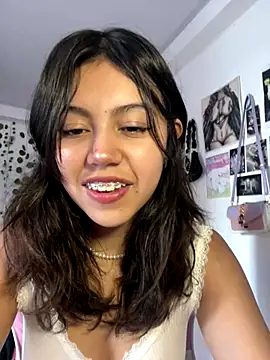 LiLy kIndly online show from November 23, 7:35 pm