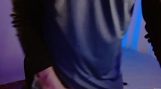 H3ll B0I online show from February 17, 7:31 pm