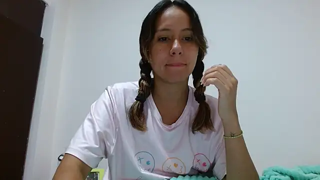 venus11 online show from September 24, 5:16 pm