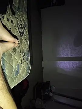 Snapshot of Supreme22cm chatting on January 13, 4:40 am Supreme22cm online show from January 13, 4:40 am