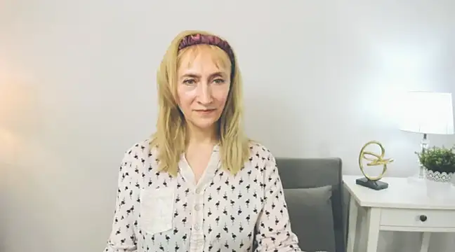Snapshot of MargaretMilf69 chatting on February 16, 2:21 pm MargaretMilf69 online show from February 16, 2:21 pm