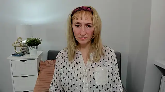 Snapshot of MargaretMilf69 chatting on March 9, 10:30 am MargaretMilf69 online show from March 9, 10:30 am