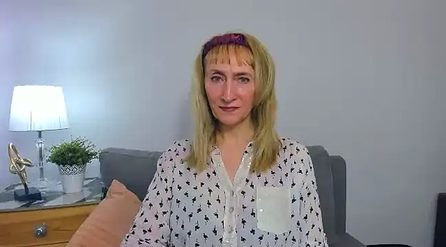 Snapshot of MargaretMilf69 chatting on March 10, 7:29 pm MargaretMilf69 online show from March 10, 7:29 pm