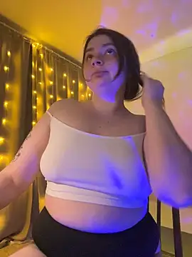 Snapshot of DearAlise chatting on February 1, 9:29 pm DearAlise online show from February 1, 9:29 pm