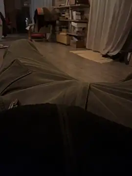 Snapshot of Milleseghe99 chatting on December 18, 2:06 am Milleseghe99 online show from December 18, 2:06 am