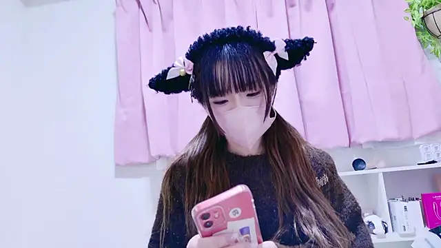 Snapshot of CIEL_514 chatting on October 29, 8:16 am CIEL 514 online show from October 29, 8:16 am