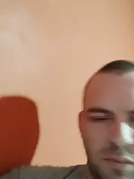 Milankure111 online show from January 28, 10:56 am