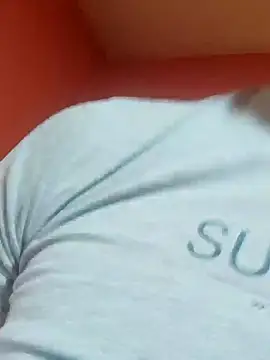 Milankure111 online show from January 31, 10:10 am