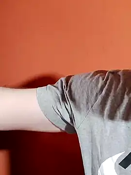 Milankure111 online show from February 13, 7:35 am