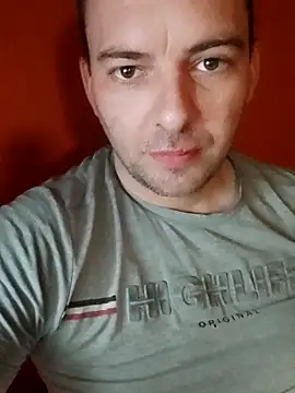 Milankure111 online show from March 5, 5:40 am