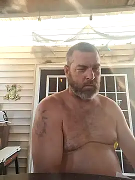 Snapshot of thickdaddy2982 chatting on February 25, 8:19 pm thickdaddy2982 online show from February 25, 8:19 pm