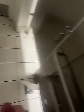 Snapshot of Seanoofss12 chatting on April 2, 4:48 pm Seanoofss12 online show from April 2, 4:48 pm