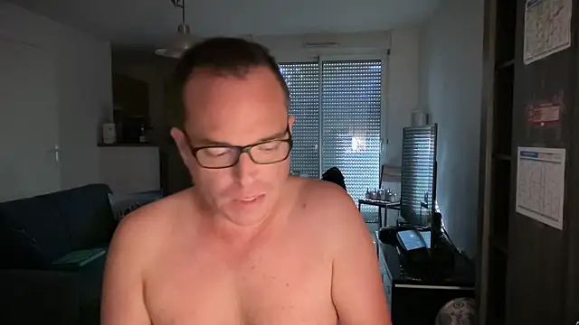 Snapshot of Funnyjul31 chatting on October 12, 2:38 pm Funnyjul31 online show from October 12, 2:38 pm