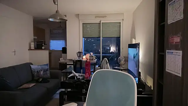 Snapshot of Funnyjul31 chatting on October 18, 5:25 pm Funnyjul31 online show from October 18, 5:25 pm