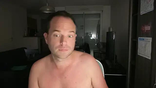 Snapshot of Funnyjul31 chatting on October 22, 7:13 pm Funnyjul31 online show from October 22, 7:13 pm