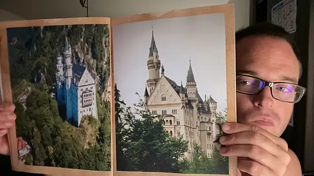 Snapshot of Funnyjul31 chatting on October 29, 7:48 pm Funnyjul31 online show from October 29, 7:48 pm