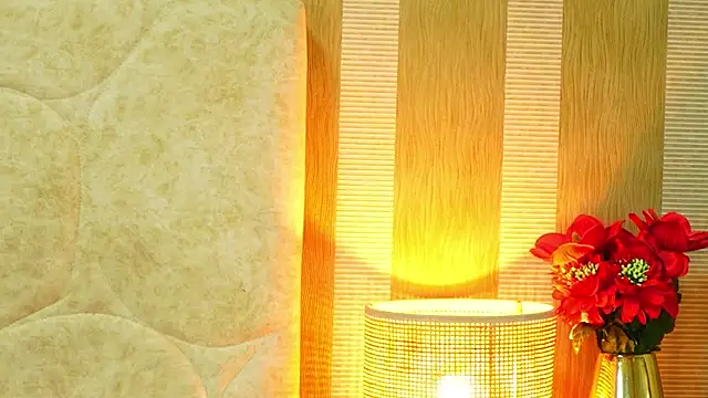 Snapshot of MillaBlis chatting on June 24, 8:19 pm MillaBlis online show from June 24, 8:19 pm