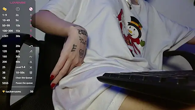 Luna-Naughty online show from January 18, 6:34 pm