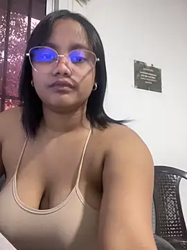 Snapshot of my_cam chatting on March 1, 8:21 pm my cam online show from March 1, 8:21 pm