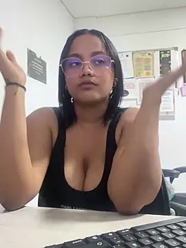 Snapshot of my_cam chatting on March 15, 12:15 am my cam online show from March 15, 12:15 am