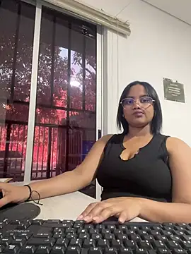 Snapshot of my_cam chatting on March 20, 9:56 pm my cam online show from March 20, 9:56 pm