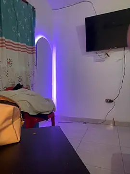 Snapshot of my_cam chatting on November 21, 8:51 pm my cam online show from November 21, 8:51 pm