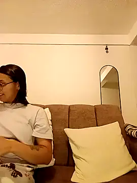 bri ali online show from February 11, 12:28 am