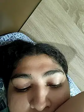 Snapshot of naina78910 chatting on September 20, 9:10 am naina78910 online show from September 20, 9:10 am