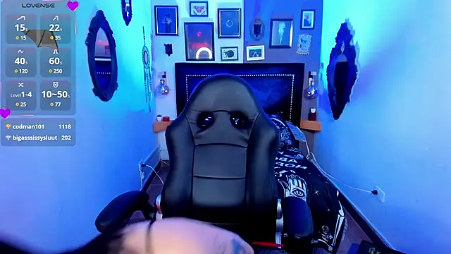 Snapshot of IsisRaichuu_ chatting on February 23, 2:51 am IsisRaichuu online show from February 23, 2:51 am