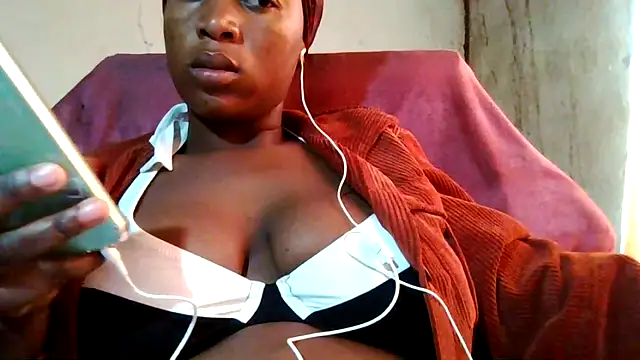 Hotchic22 online show from September 24, 7:33 am