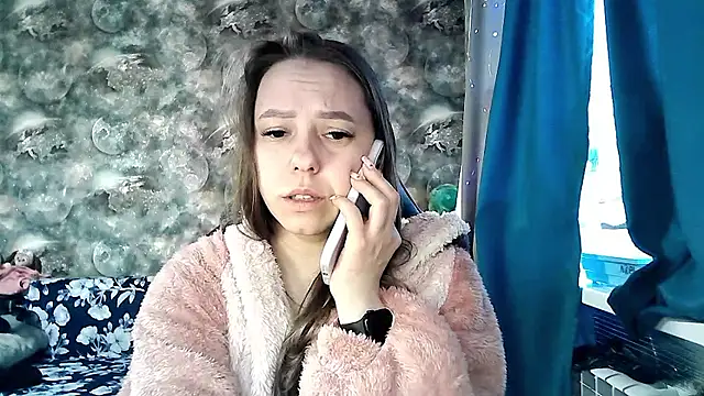 Snapshot of Misssweet_s chatting on February 15, 8:46 am Misssweet s online show from February 15, 8:46 am