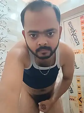 guavam65 online show from July 17, 5:29 pm
