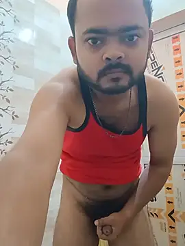 guavam65 online show from August 5, 9:39 pm