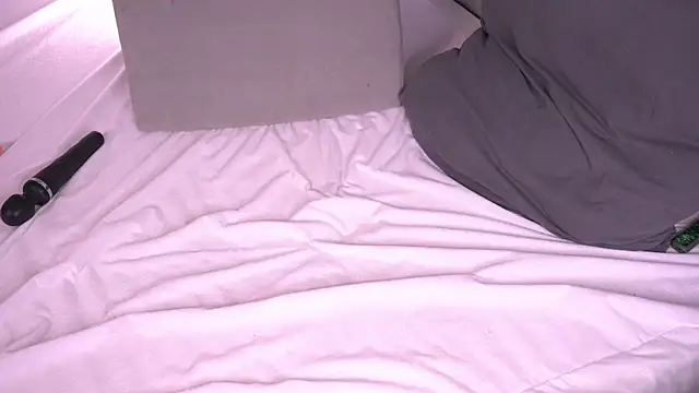 Snapshot of KathleenAnderson_ chatting on February 11, 2:13 pm KathleenAnderson online show from February 11, 2:13 pm