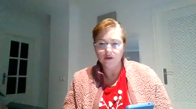 Luzia-Sal online show from February 3, 7:07 am