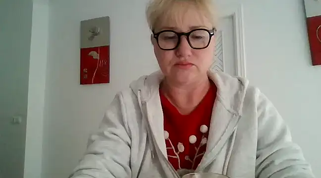 Luzia-Sal online show from March 22, 10:06 am