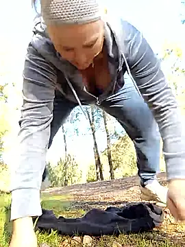 Luzia-Sal online show from November 18, 9:47 am