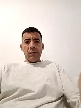 juanignacioargentino online show from February 20, 2:46 pm