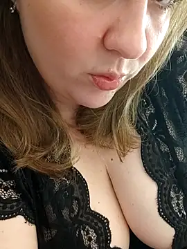 Snapshot of sam0and0katy chatting on October 15, 7:14 pm sam0and0katy online show from October 15, 7:14 pm