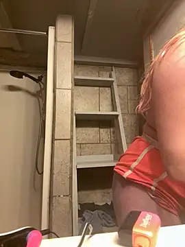 Snapshot of kcmo1010 chatting on November 15, 2:31 am kcmo1010 online show from November 15, 2:31 am